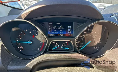 2018 Ford Escape Sel z USA, uszkodzony, nr VIN 1FMCU9HD8JUC66420